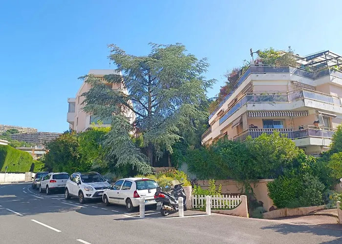 Refurbished With Terrace And Garden Lejlighed